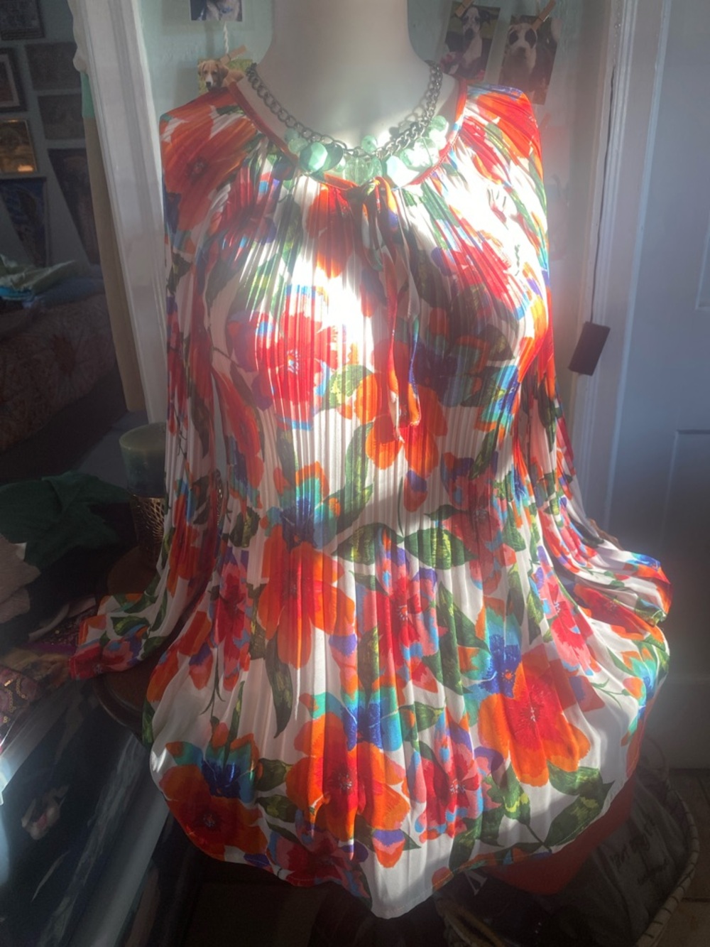Sunny Leigh Bright Red and Orange Floral Pleated Top